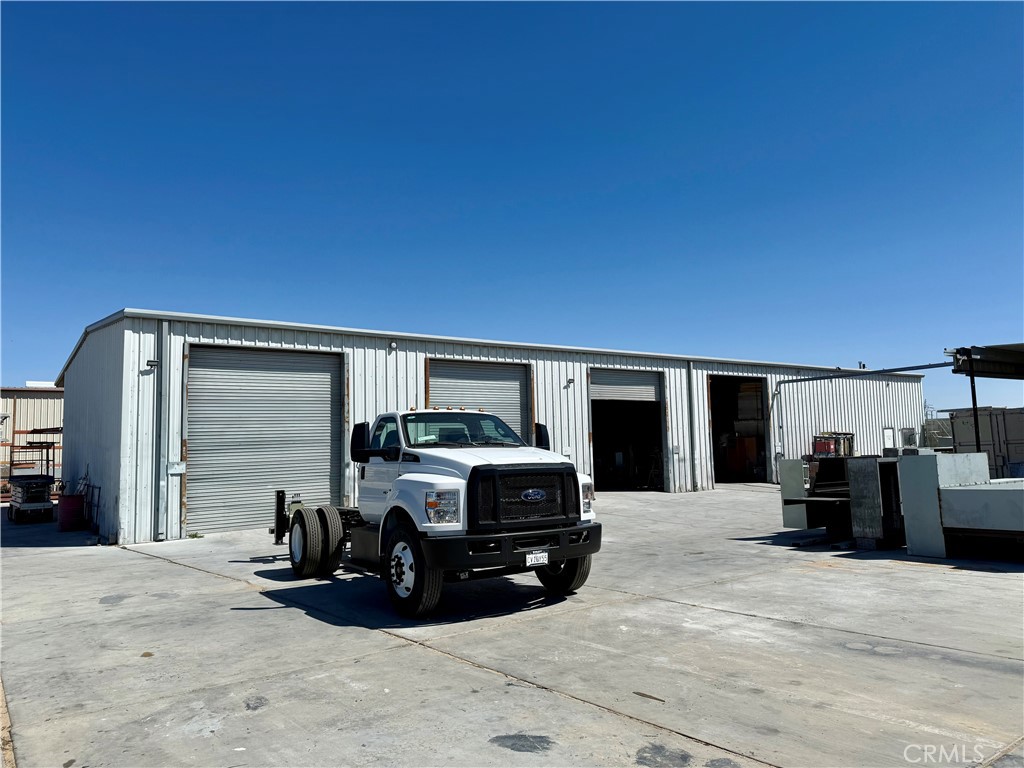 16176 Koala Road Property Photo 7