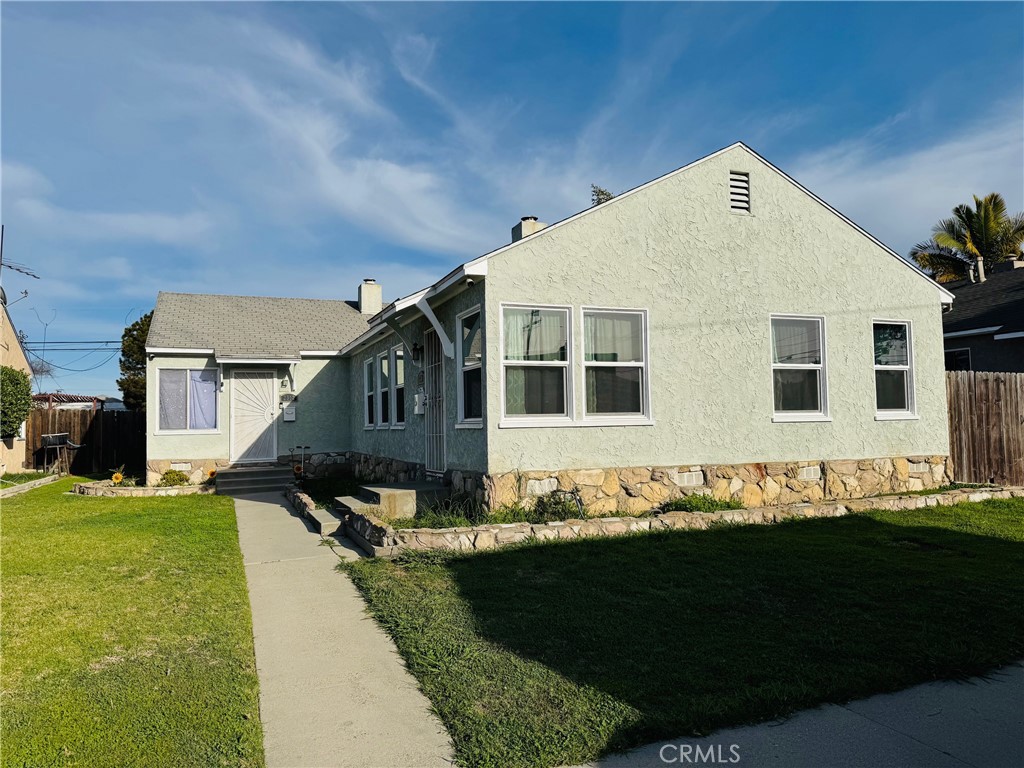 2310 Belmont Avenue Property Photo 1