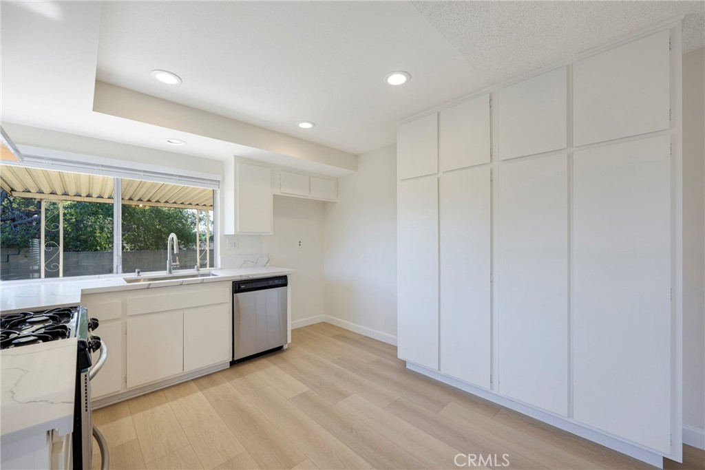 7354 Agate Street Property Photo 21