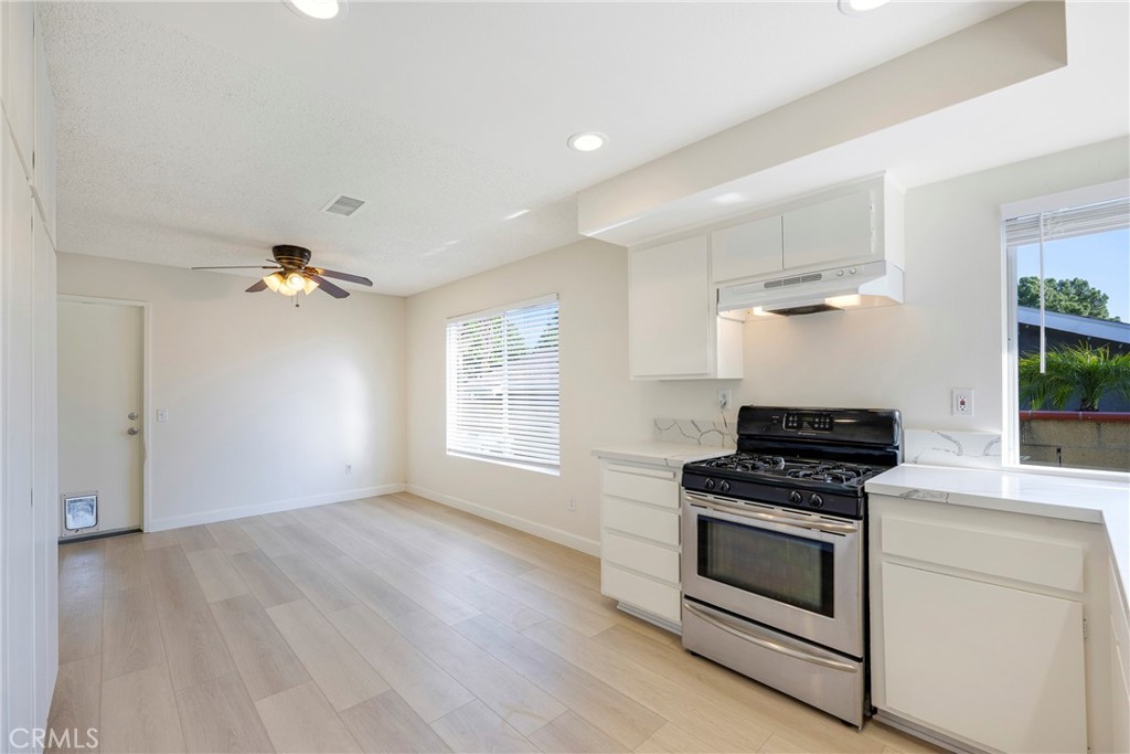 7354 Agate Street Property Photo 22