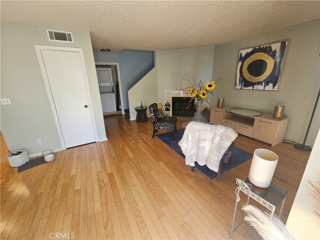 803 E Victoria Street 103 Property Photo 1