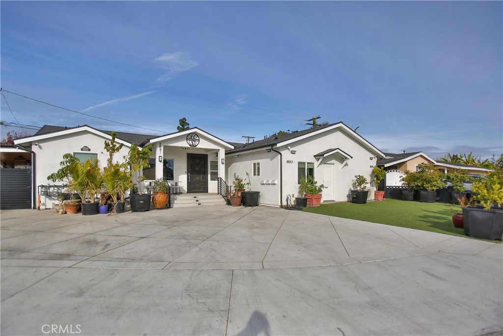 8841 Imperial Avenue Property Photo