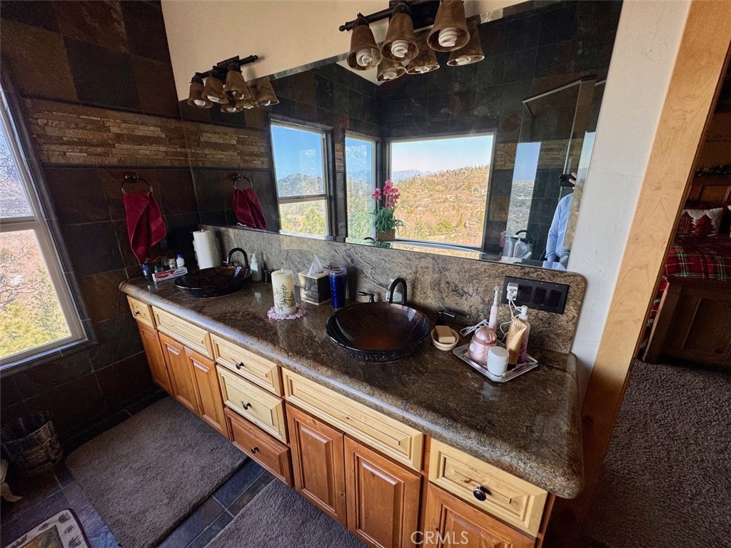 1454 Lovers Lane Property Photo 11