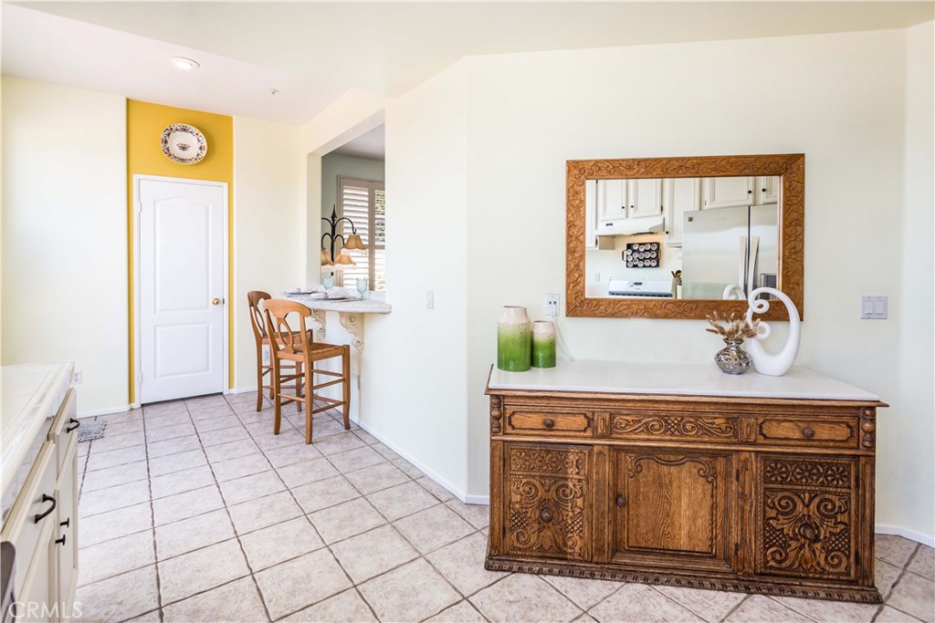 1546 Hastings Way Property Photo 12