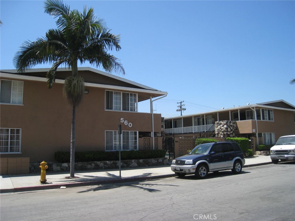 560 E Adams Street Property Photo