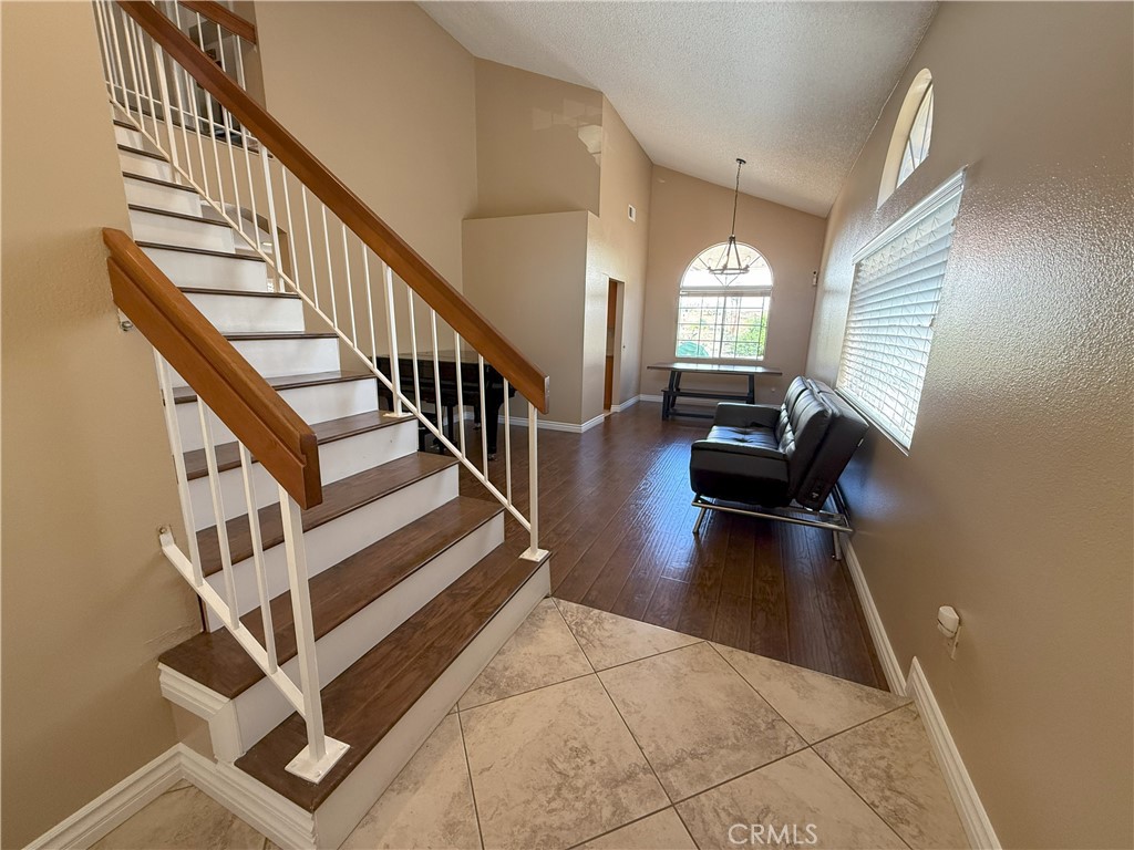 11118 Kenyon Way Property Photo 2