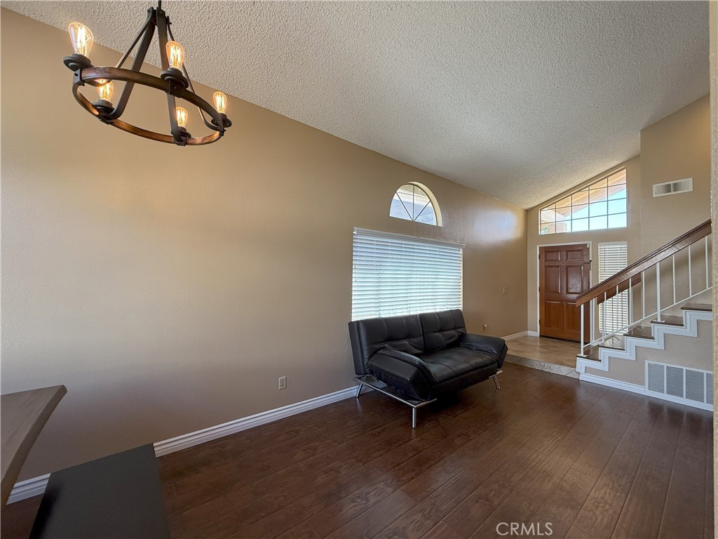 11118 Kenyon Way Property Photo 3