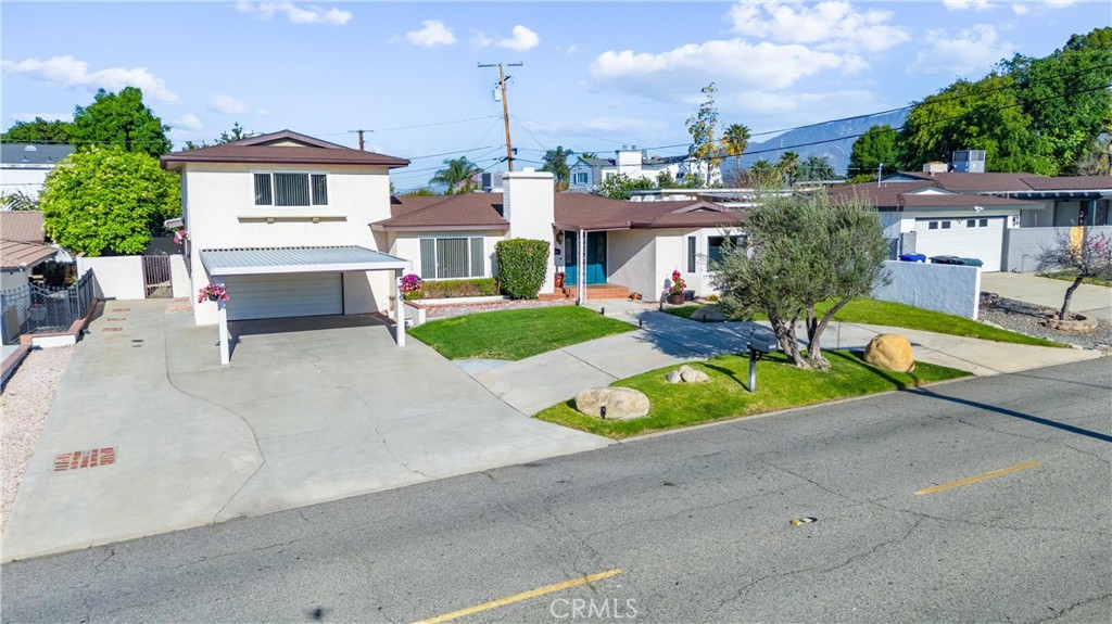 7822 Alta Cuesta Drive Property Photo 2