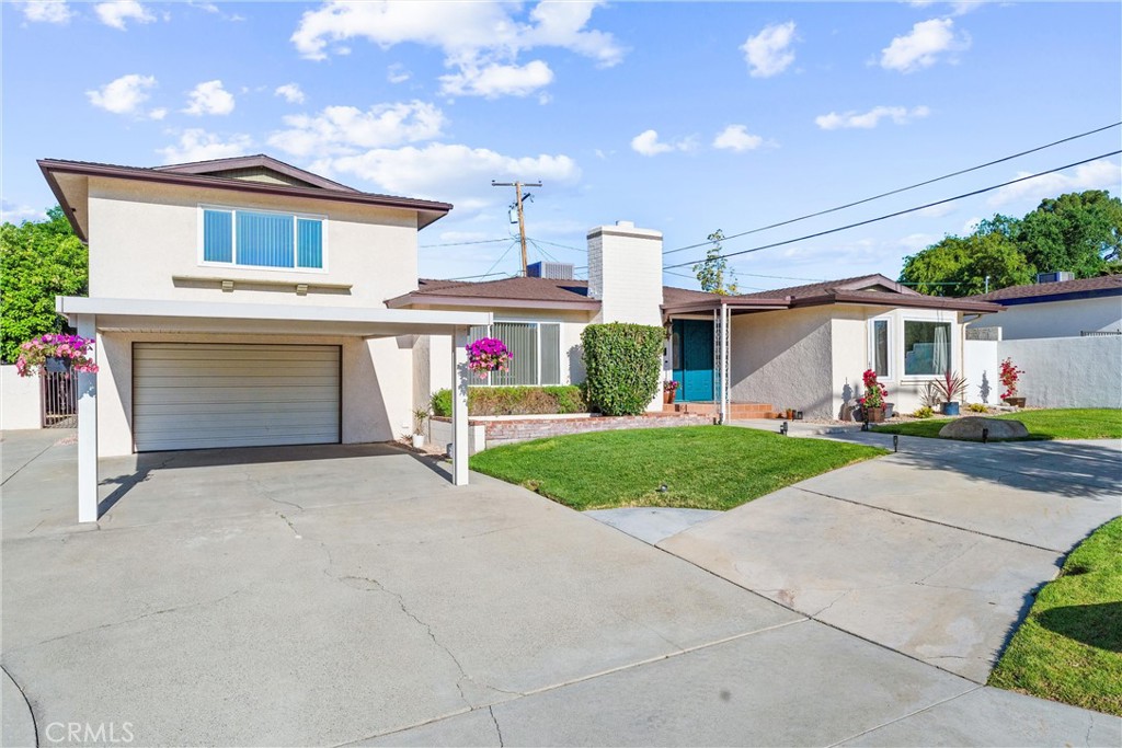 7822 Alta Cuesta Drive Property Photo 6