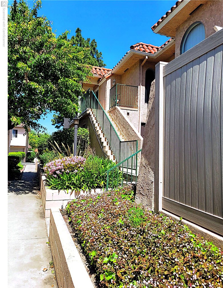 901 Las Lomas Drive 84 Property Photo 1