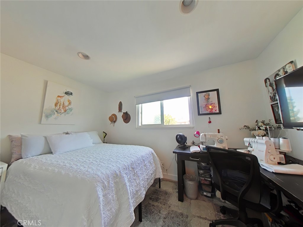 901 Las Lomas Drive 84 Property Photo 5