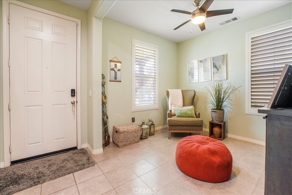 27323 Ardella Place Property Photo 2