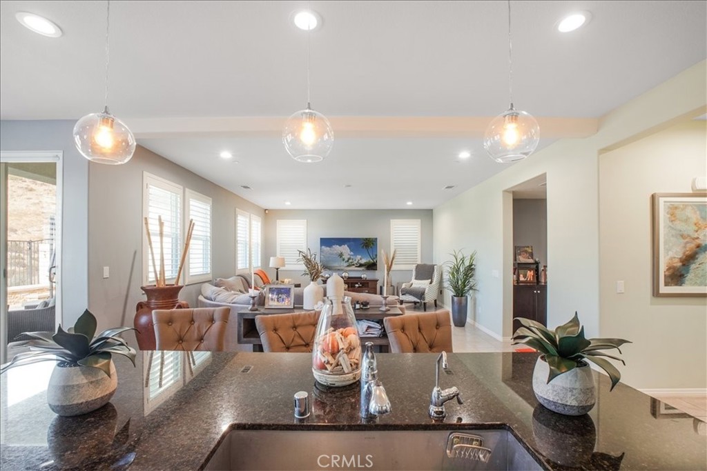 27323 Ardella Place Property Photo 15