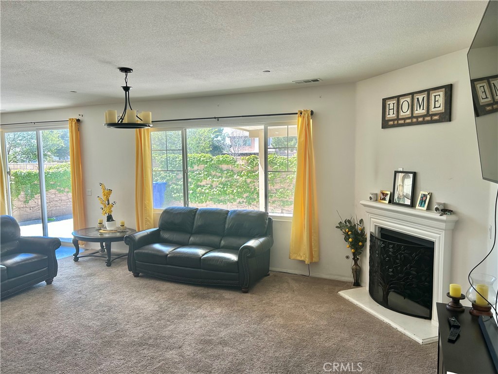 6974 Canterra Way Property Photo 4