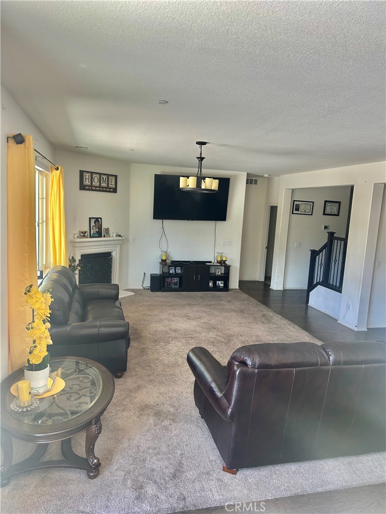 6974 Canterra Way Property Photo 8