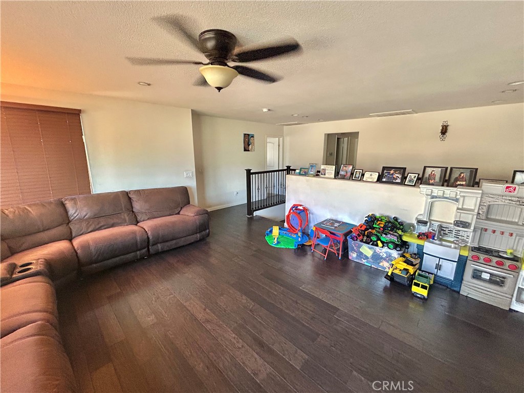 6974 Canterra Way Property Photo 15