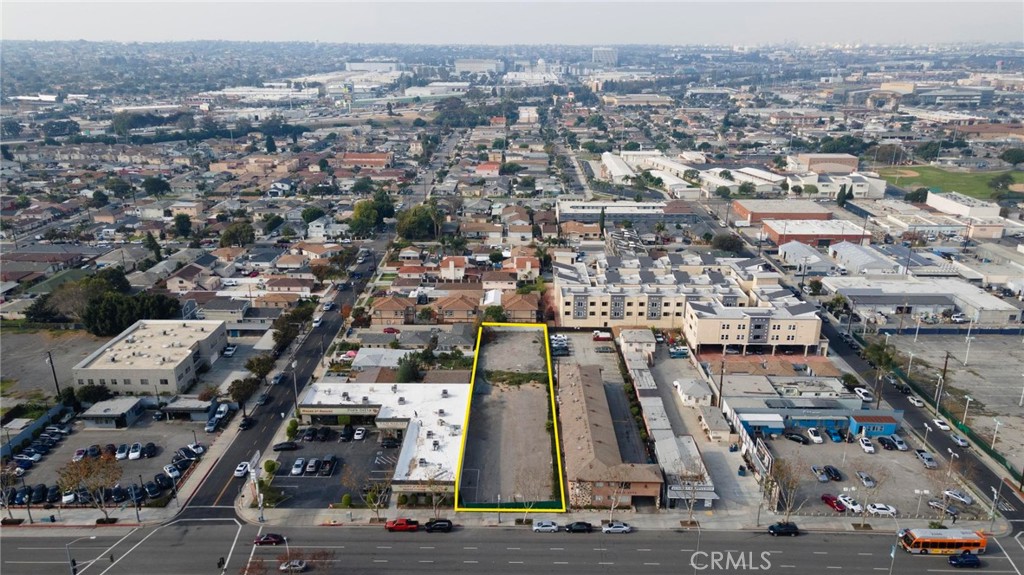 15329 Hawthorne Boulevard Property Photo 8