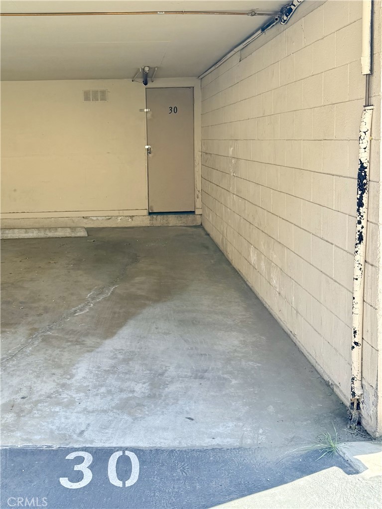 732 West Lambert Road 30 Property Photo 14