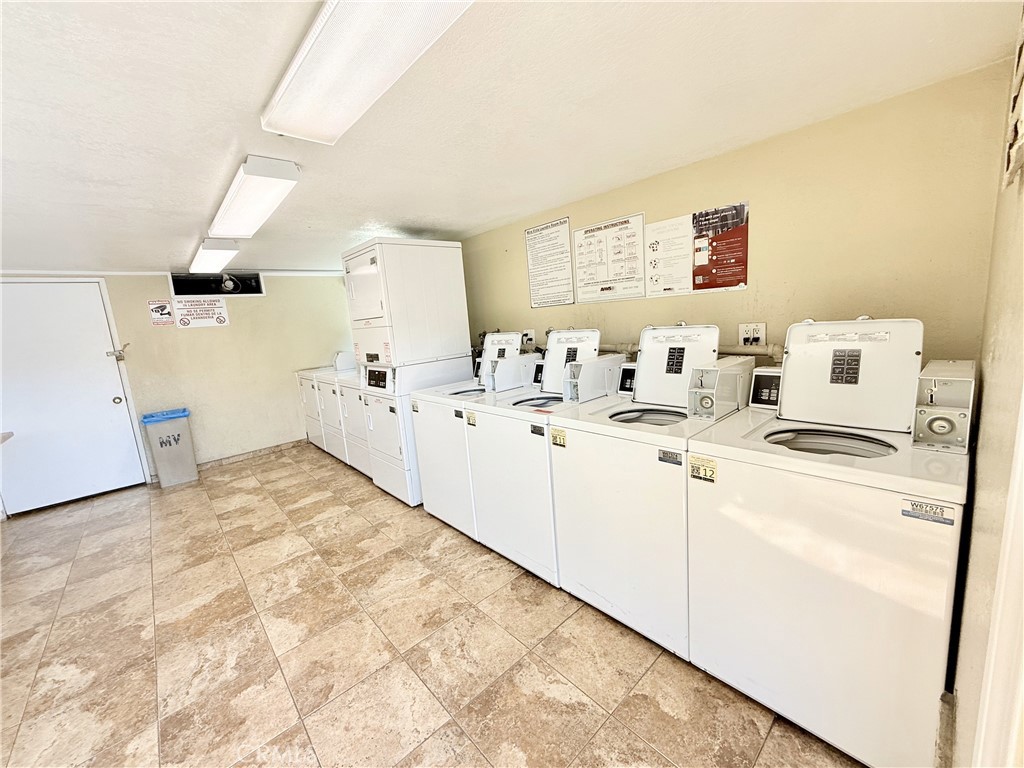 732 West Lambert Road 30 Property Photo 18