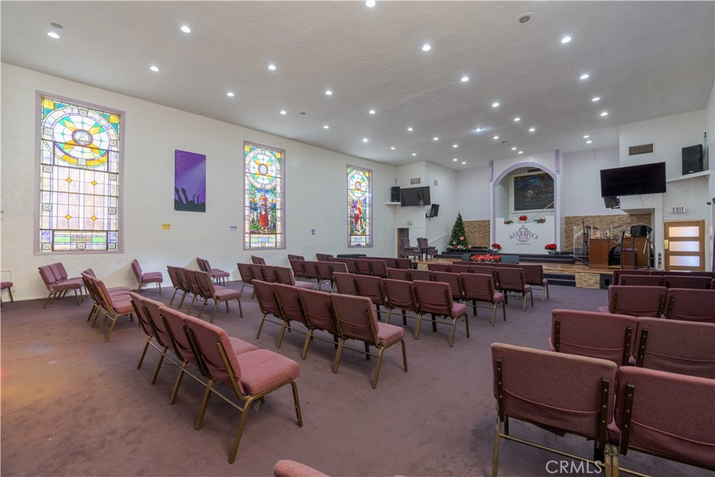 4200 Hooper Avenue Property Photo 3