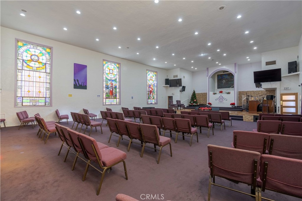 4200 Hooper Avenue Property Photo 3