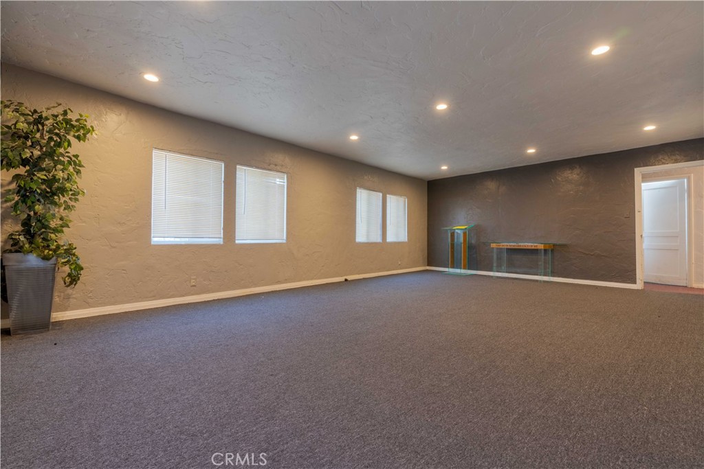 4200 Hooper Avenue Property Photo 10