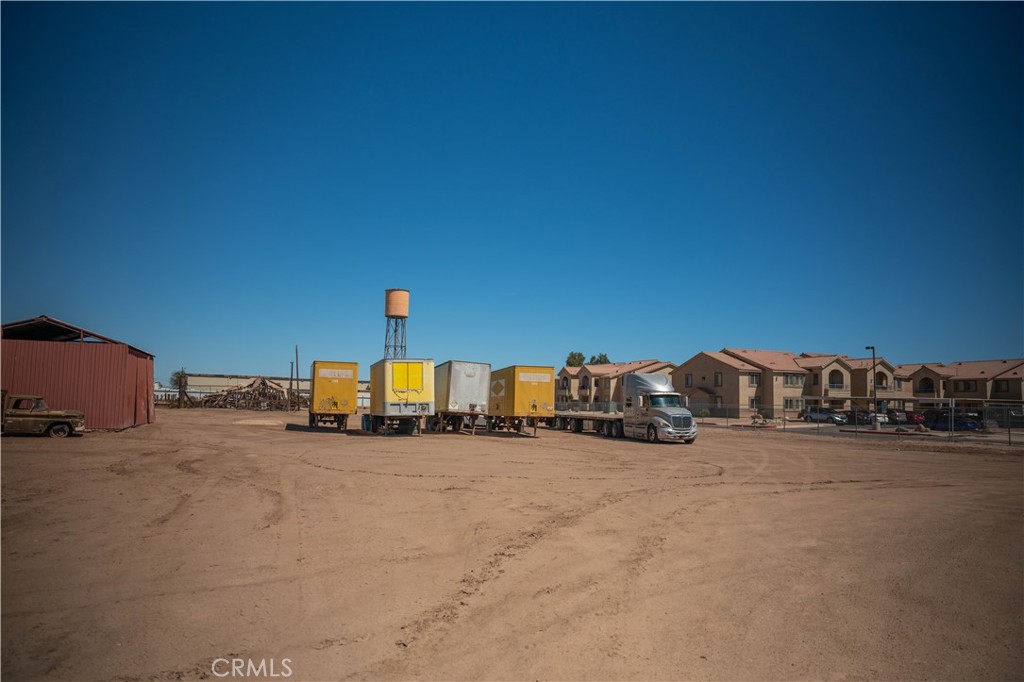 450 W Wall Road Property Photo 6