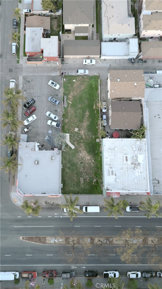 2044 Pacific Avenue Property Photo 2