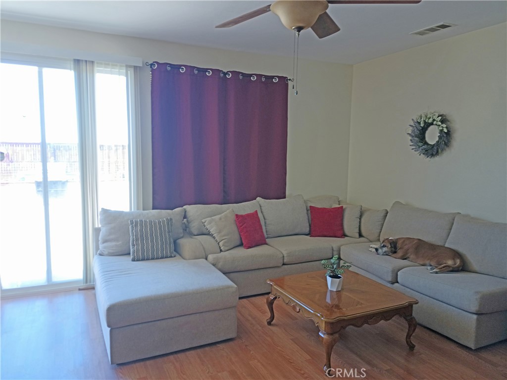 10452 Thorndale Street Property Photo 3
