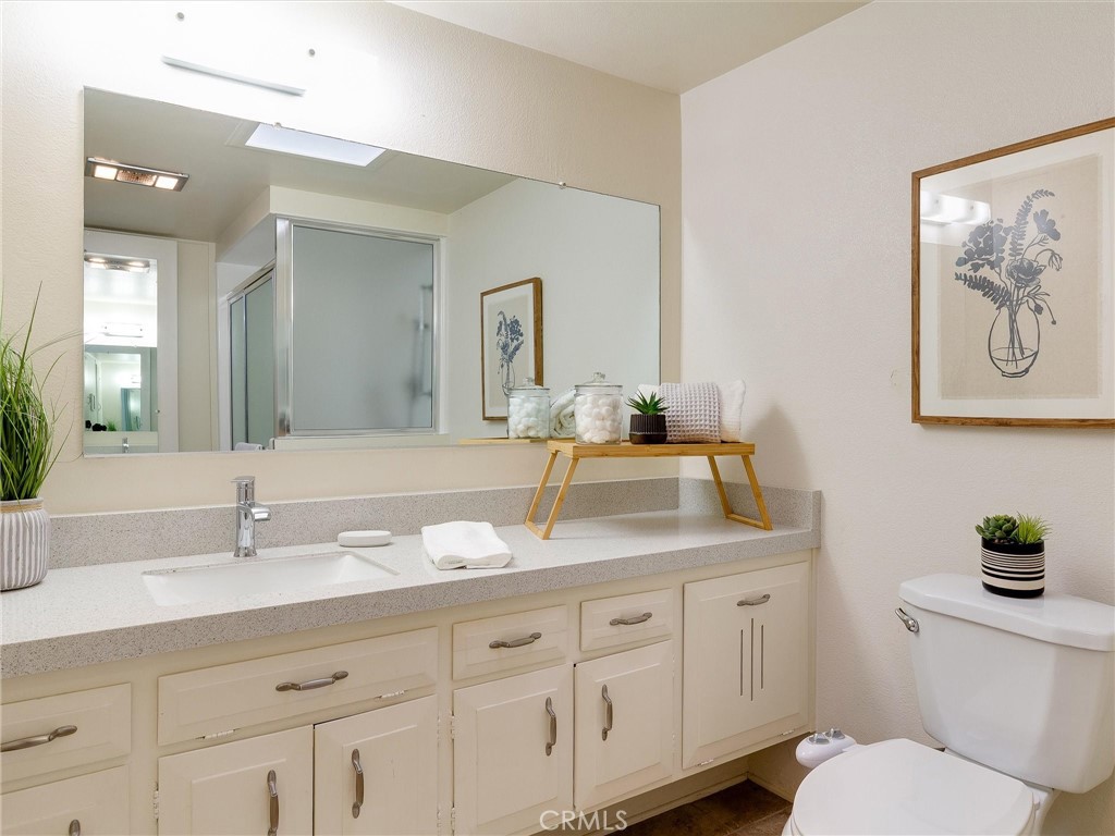 13061 Oak Hill Dr 221b Property Photo 15
