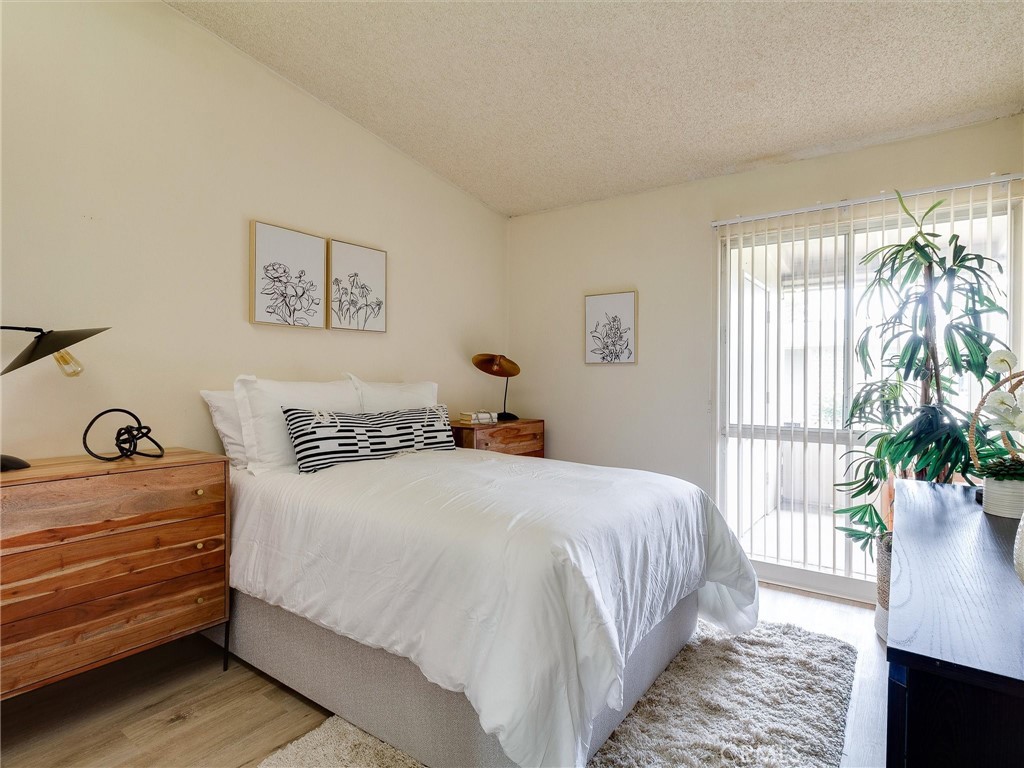 13061 Oak Hill Dr 221b Property Photo 21