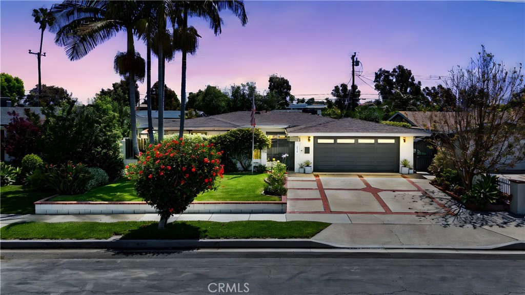 2924 Royal Palm Drive Property Photo 1