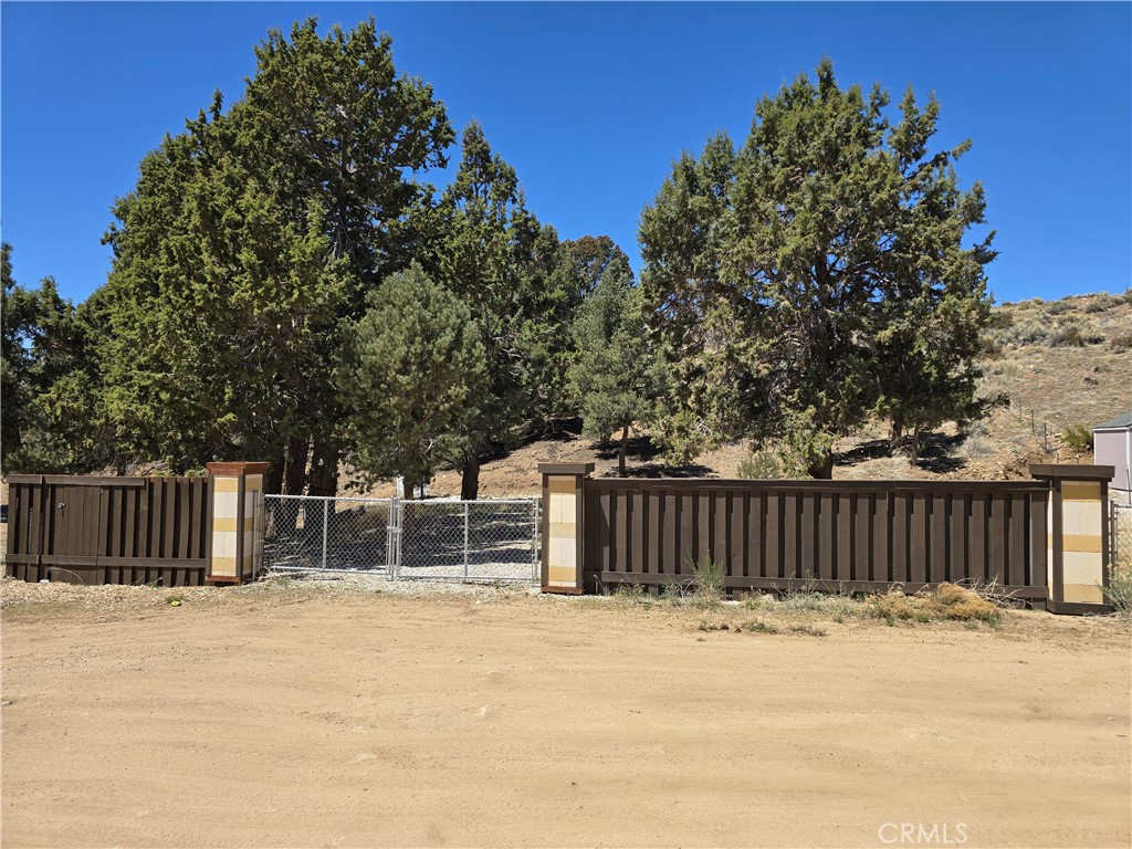0 Graphite Property Photo