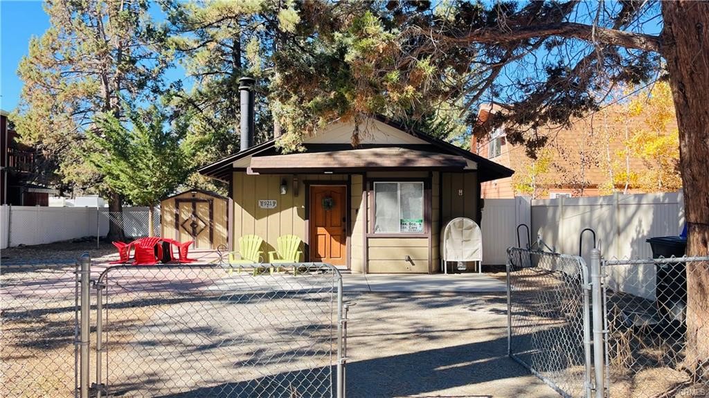 921 Wendy Avenue Property Photo 3