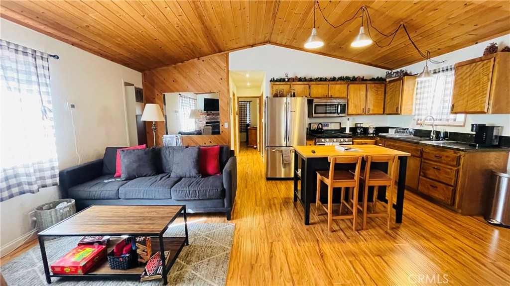 921 Wendy Avenue Property Photo 12