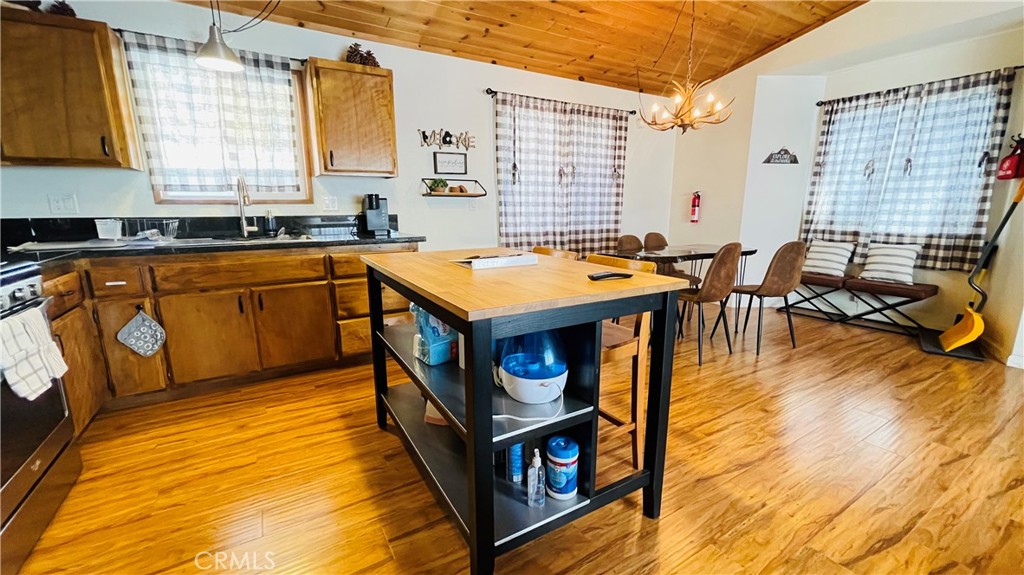 921 Wendy Avenue Property Photo 16