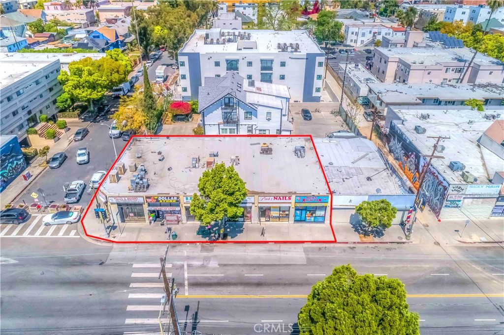 2271 W Pico Boulevard Property Photo 4