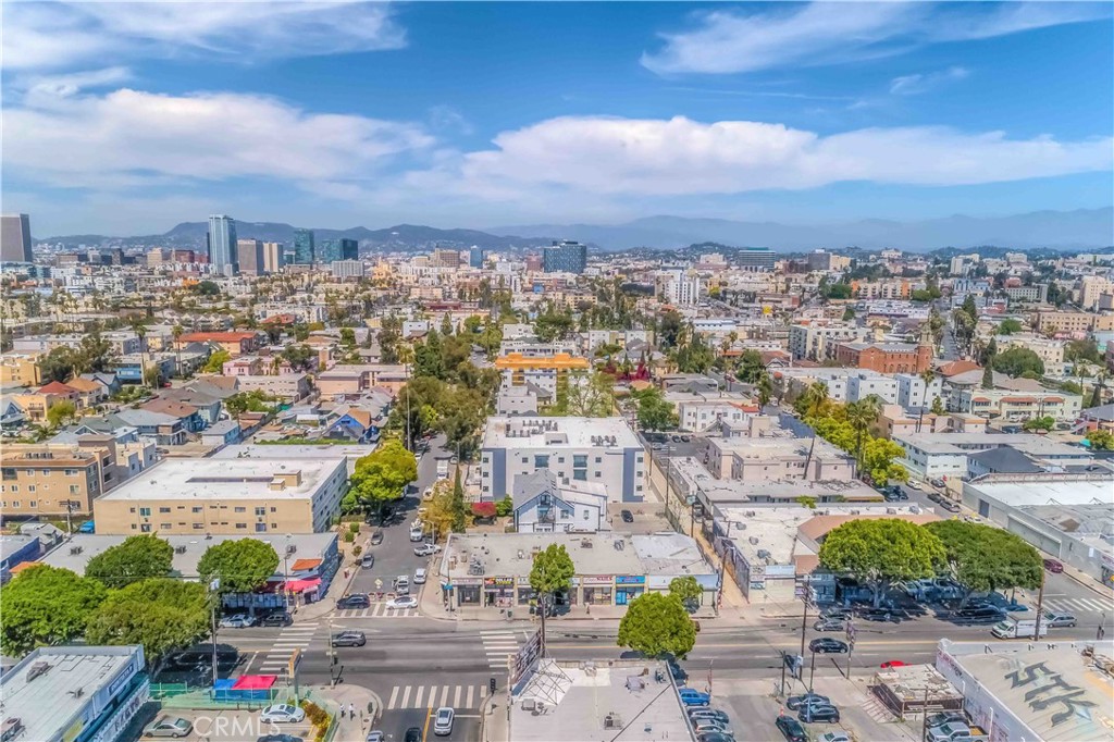 2271 W Pico Boulevard Property Photo 8