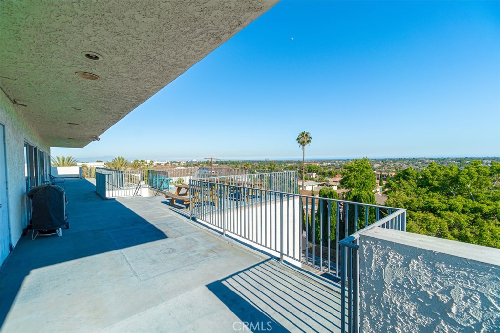 3626 E Pacific Coast Property Photo 42