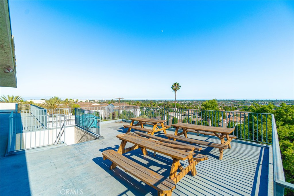 3626 E Pacific Coast Property Photo 44