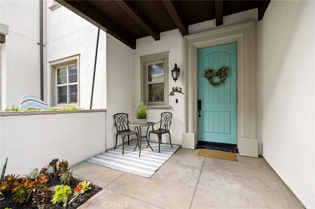 662 S Casita Street Property Photo 1