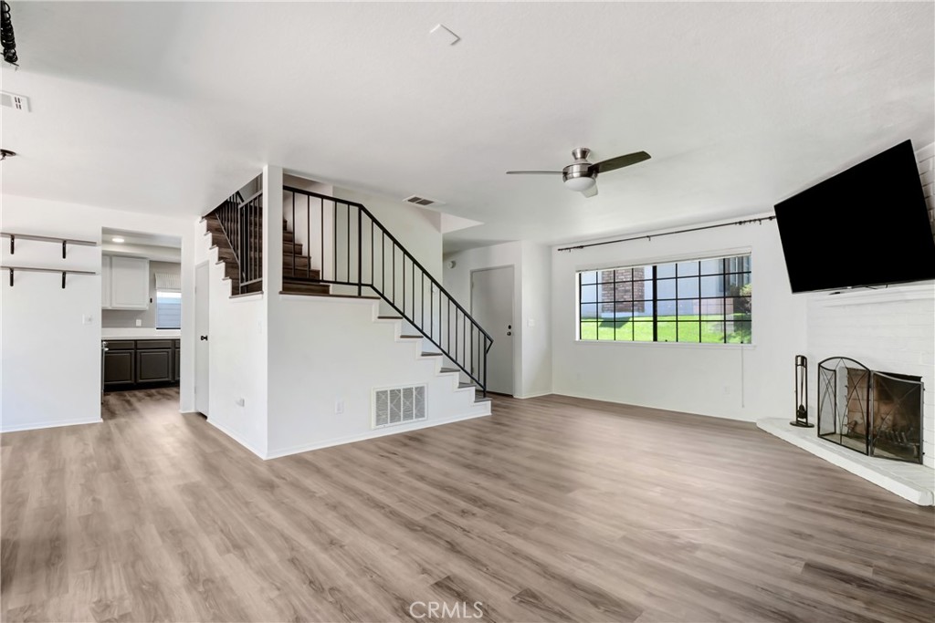 28 Dearborn Circle Property Photo 2