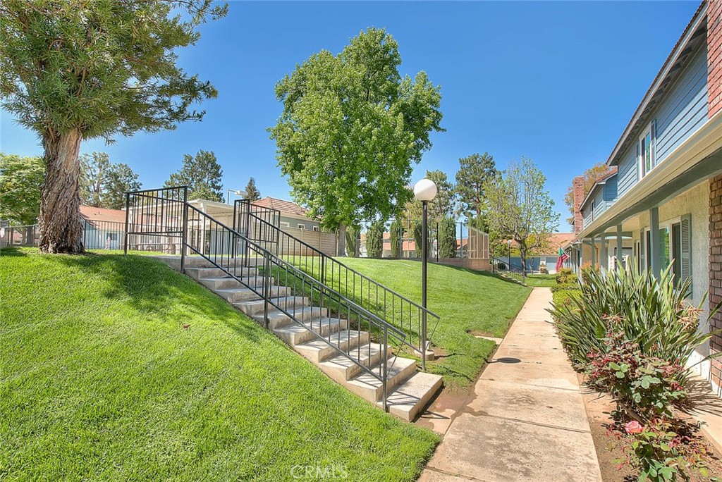 28 Dearborn Circle Property Photo 18