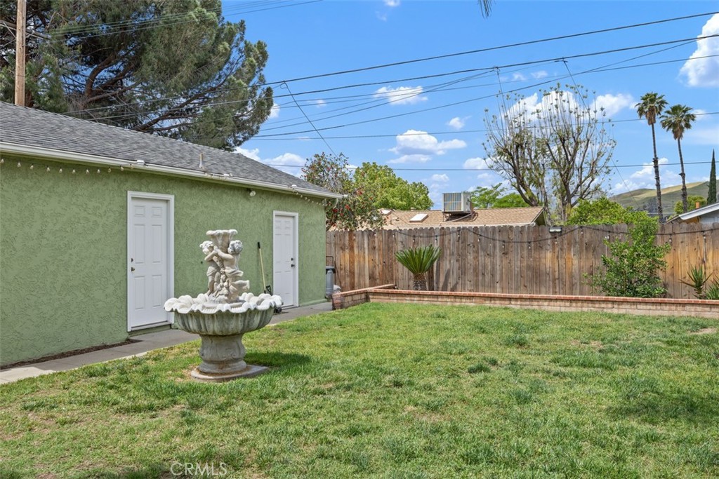 3432 N Arrowhead Avenue Property Photo 27