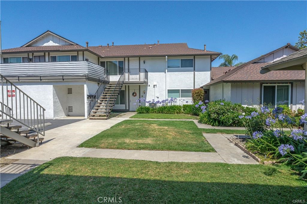 2625 W Orion Avenue Property Photo 1