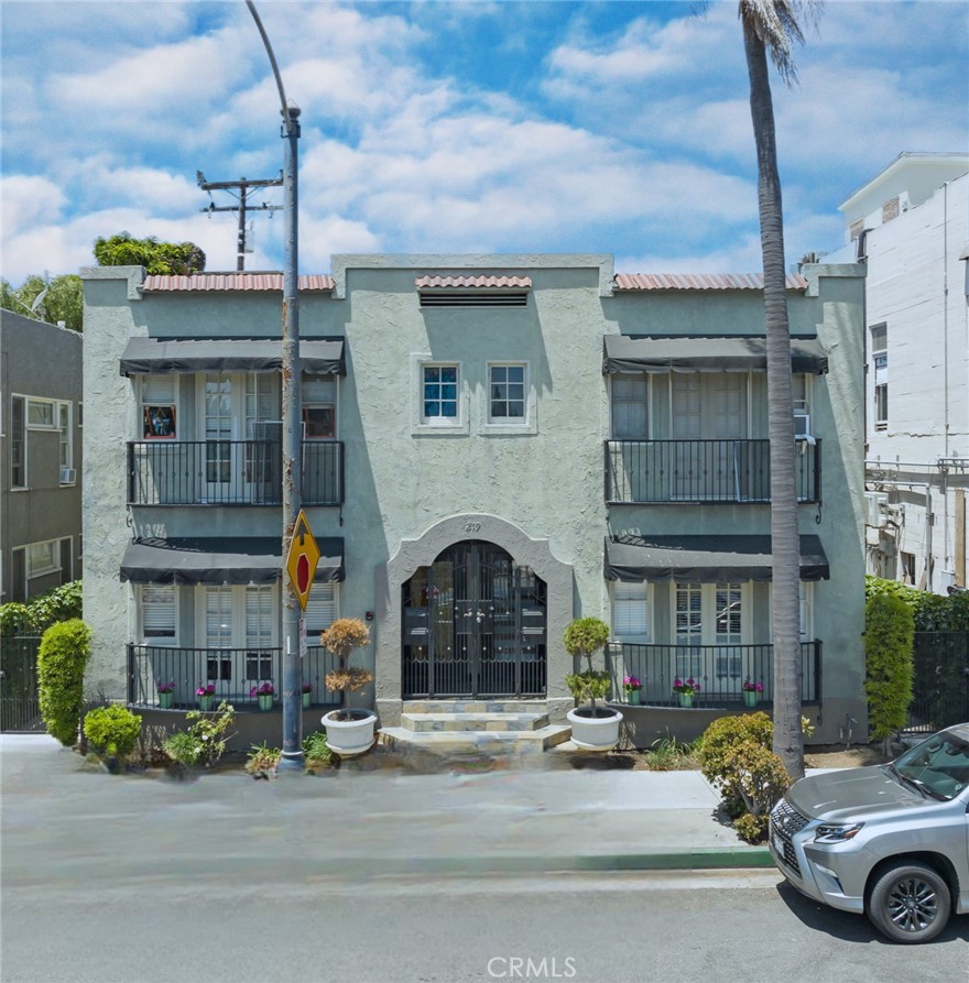 219 Redondo Avenue Property Photo 1