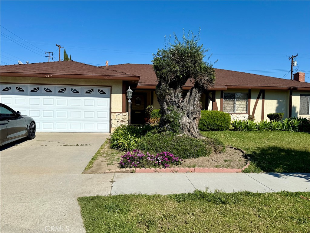542 N Hanover Street Property Photo