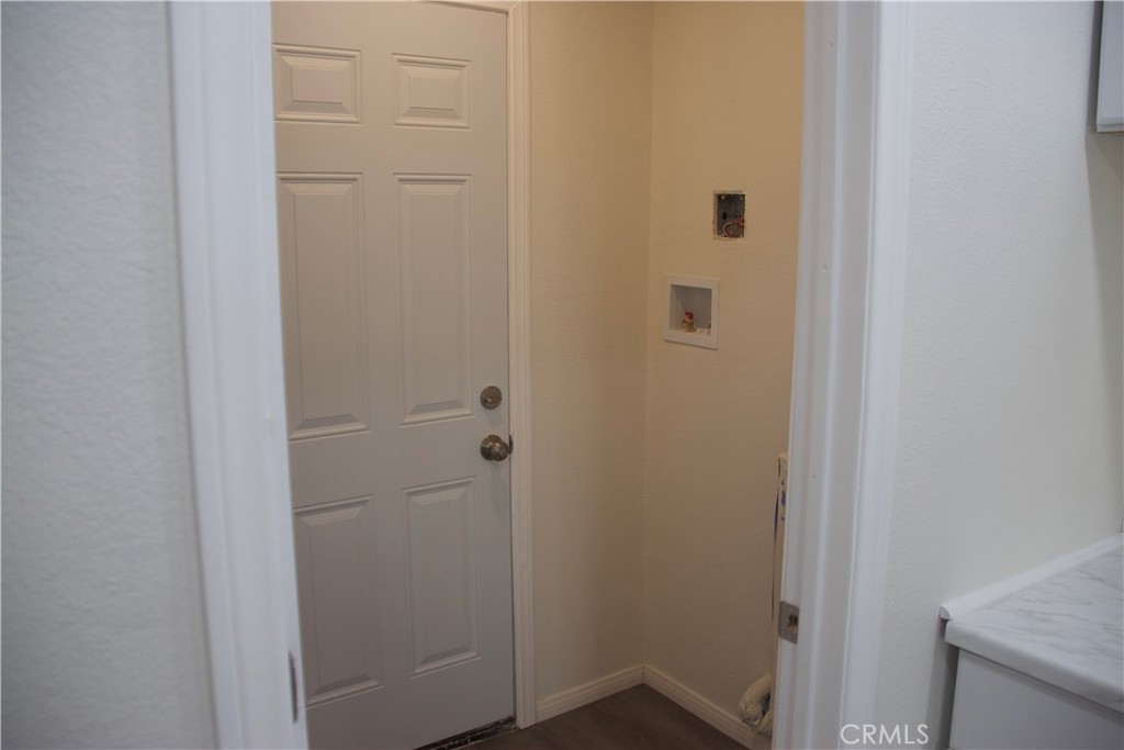 372 55th Property Photo 8