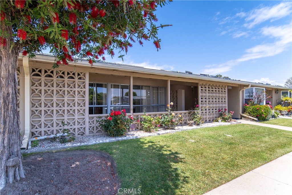 1421 Golden Rain 87e Property Photo 1
