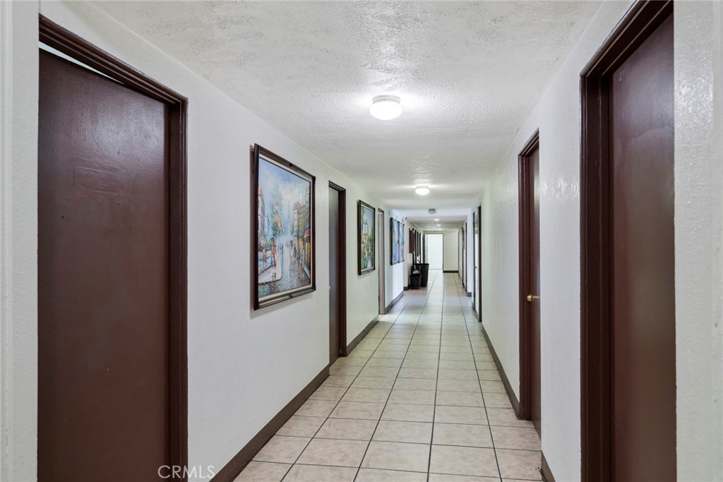 13490 Magnolia Avenue Property Photo 19